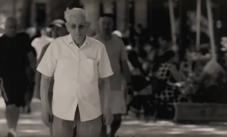 “Jeta si një film”, rrëfimi i fundit i Piro Milkanit vjen në një dokumentar: Nuk kam asnjë peng. Prapaskenat e filmave ikonikë
