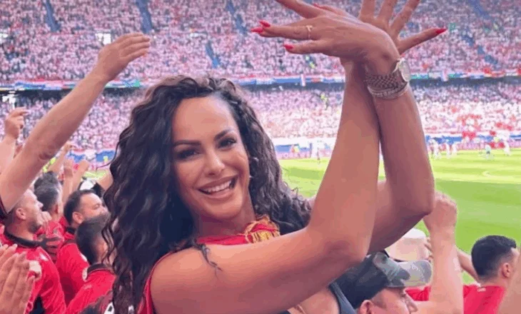 Juliana Nura përballet me komentuesin serb