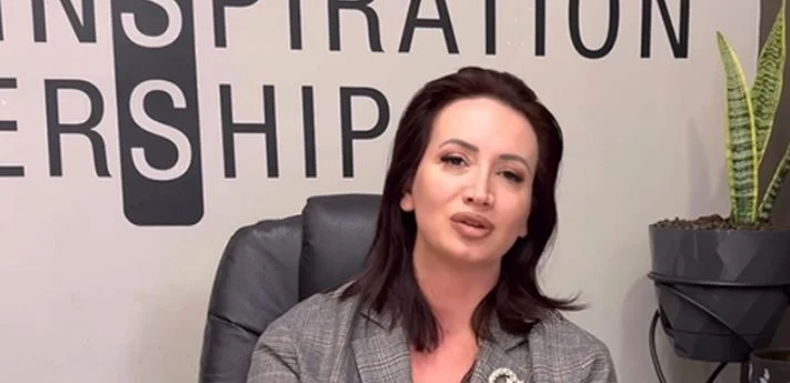 Kaloi nga PD te PS/ Nënkryetarja e Bashkisë Sarandë zbulon prapaskenat: Ja kur nisën mosmarrëveshjet