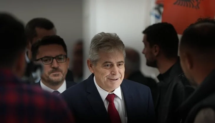 Kandidati shqiptar i Ali Ahmetit qëllohet me 3 pl*mba, mësohet detaje të reja