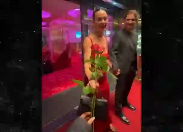 Katy Perry dhe Justin Trudeau konfirmojnë romancën me një dalje në Paris