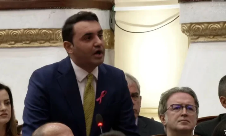 Këlliçi i drejtohet ministres Koçiu: Shkarkuat zv.ministrin se piu duhan, nuk mbani përgjegjësi për vrasjen e gjyqtarit