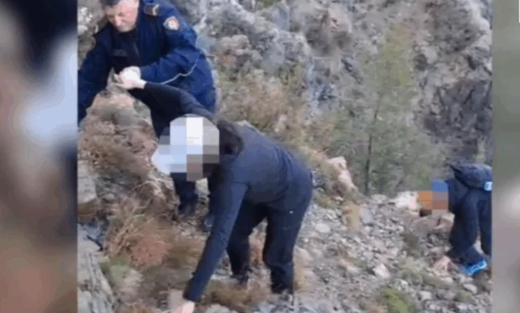 Kishin humbur rrugën në Shebenik, policia ju vjen në ndihmë turistëve zviceranë
