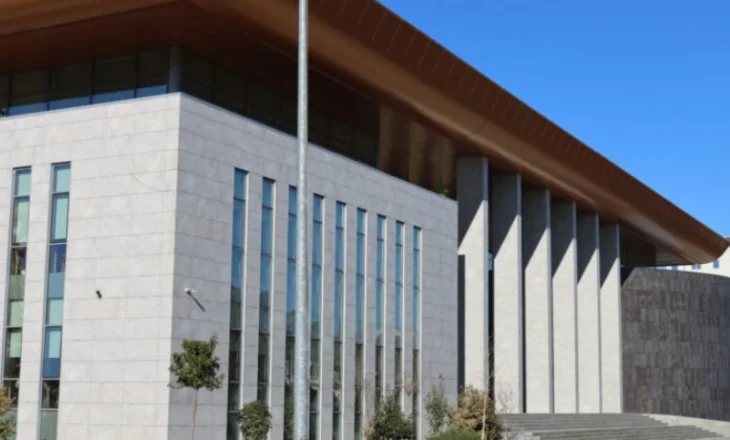 KLGJ emëron 42 gjyqtarë të rinj
