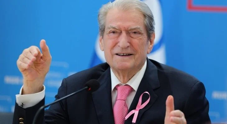 “Konflikt interesi i hapur”, Berisha denoncon: Avokatja dhe motra e Ballukut në SPAK, pa regjistrim ligjor mund të…