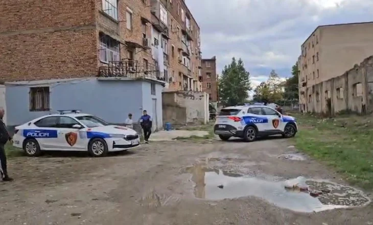 Korçë, 14-vjeçarja hidhet nga pallati. Nëna: E tallnin fëmijët e lagjes