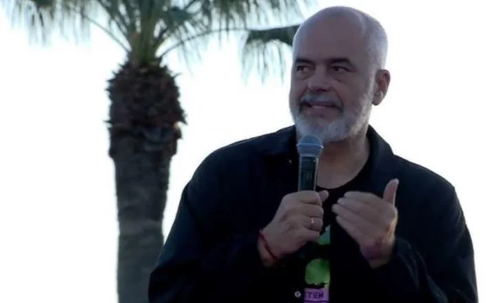 Kryeministri Edi Rama në Vlorë, vizitë e papritur në qytetin bregdetar