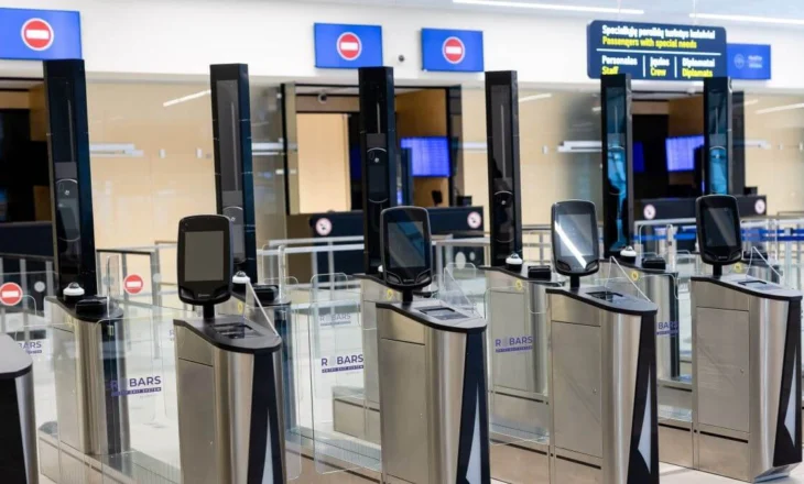 Kujdes, Aeroportet e Europës përgatiten për vonesa; BE nis të dielën kontrollet me gjurmë gishtash