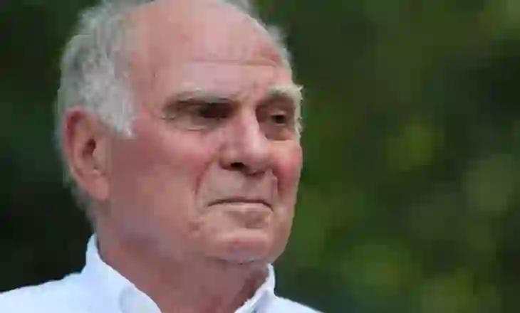 Kur do të largohet përfundimisht nga Bayern? Legjenda Uli Hoeness jep përgjigjen finale