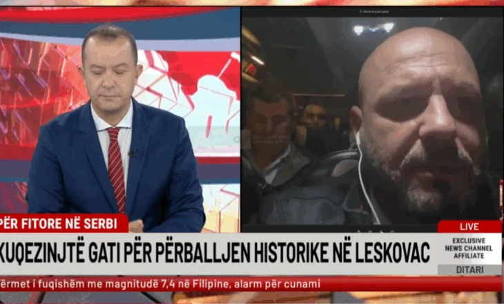 “Kurrë në karrierën time nuk kam parë një trafik të tillë policie”, gazetari tregon gjendjen në Leskovc: Nuk na lënë as të dalim nga hoteli