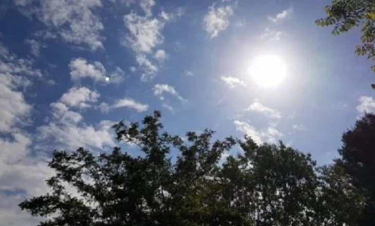 Kushte atmosferike të qëndrueshme, parashikimi i motit për ditën e sotme