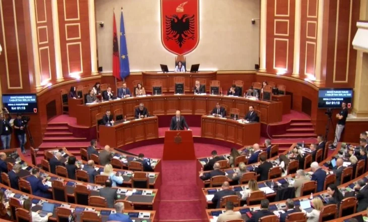 Kuvend, Kaso – Peleshit: Jep dorëheqjen para votimit, zgjidh dinjitetin përpara detyrës së partisë