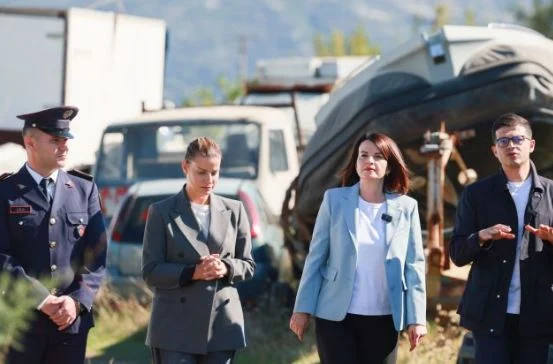 Lirohet pika e bllokimit të mjeteve të konfiskuara në Vlorë, Koçiu: Plane zhvillimi nga pushteti vendor