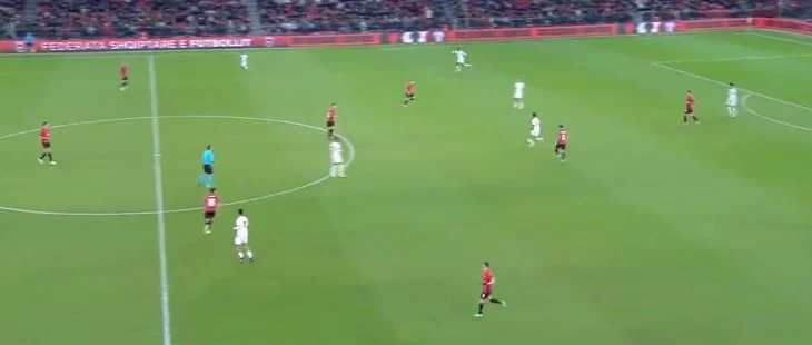 LIVE Shqipëri-Jordani/ Zhbllokohet ndeshja në “Air Albania”, realizojnë mysafirët (VIDEO)