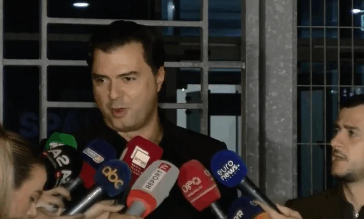 Lulzim Basha del pas më shumë se 1 ore nga SPAK, ja çfarë deklaroi për mediat (VIDEO)