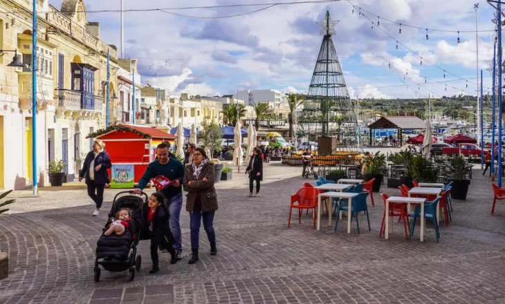 Malta ul taksat për prindërit, në përpjekje për të ringjallur normën e lindjeve vendase