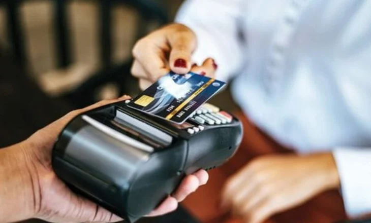 Mashtrim digjital/ Kujdes nga pajisjet POS pirate, ju grabisin nga kartat që mbani në xhep a çantë