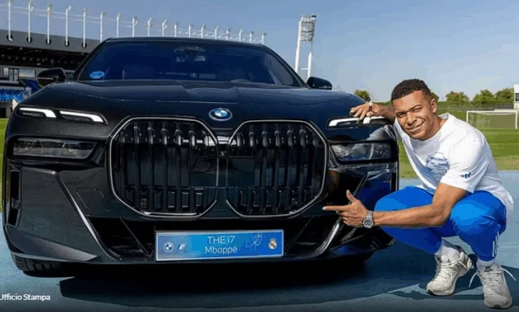 Mbappé merr dhuratë luksoze dhe të personalizuar, por ka një problem; nuk di ta ngasë