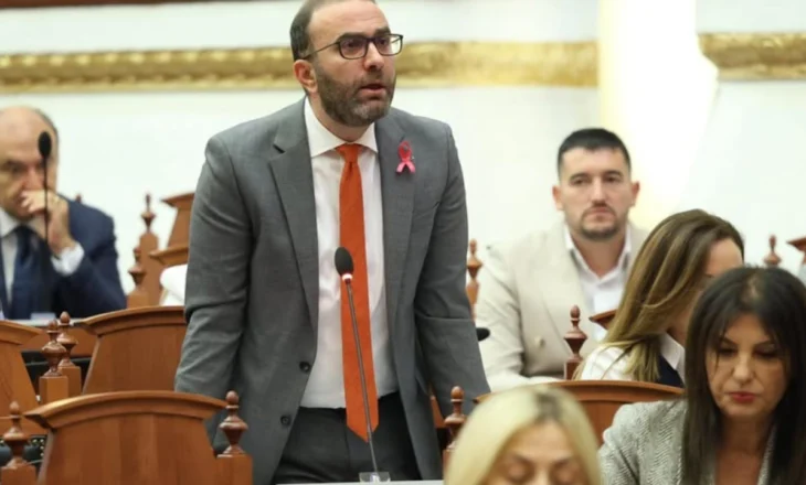 Mbyllja e seancës pa debat, reagon ashpër Bardhi: Ka rënë shteti, organi kyç kushtetues ka dalë jashtë funksionit