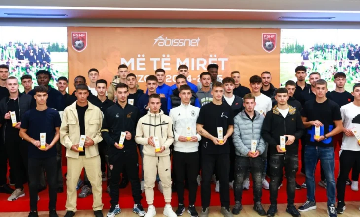 Më të mirët 2024-2025. FSHF & Abissnet nderojnë futbollistët dhe trajnerët më të mirë të moshave