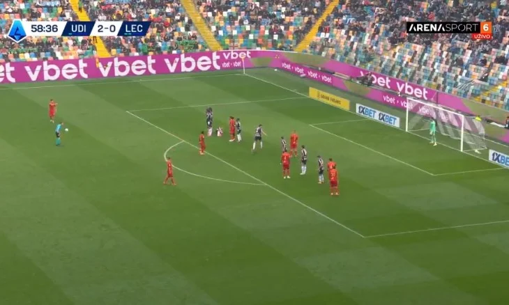 Medon Berisha shënon GOL SPEKTAKOLAR, po nuk e shpëton dot Lecce-n nga humbja. “Paqe” në Parma-Como (video)