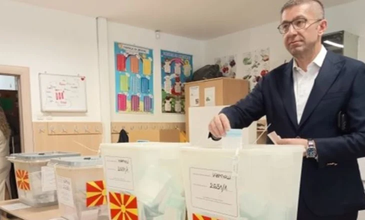 Mickoski pret fitore historike të VMRO-DPMNE-së në zgjedhjet lokale në Maqedoninë e Veriut