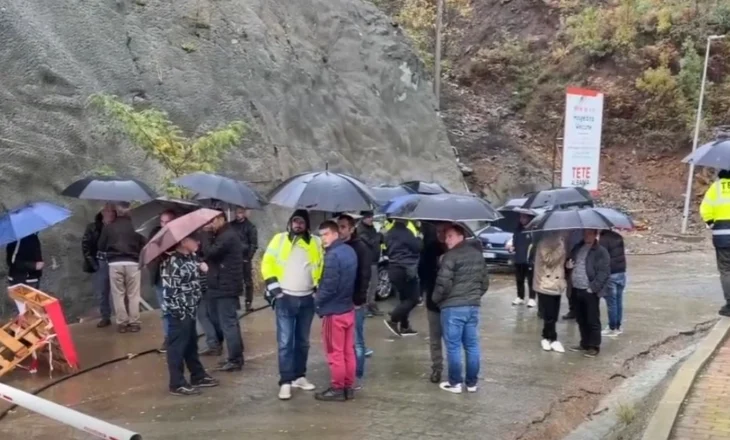 Minatorët e Spaçit: “TETE Albania” po na largon nga puna pse protestojmë për të drejtat tona