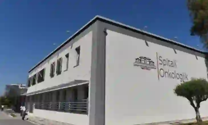 Mjeku jep lajmin e keq: Tumoret janë rritur në mënyrë të jashtëzakonshme