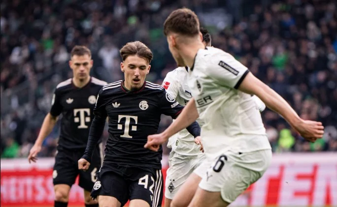 Monchengladbach “viktima” e radhës, Bayern merr fitoren e tetë rresht. Çfarë jave për Lennart Karl (video)