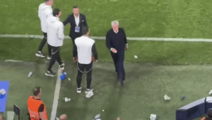 Mourinho sulmohet nga tifozët e Porto-s: reagimi është i papritur (Video)