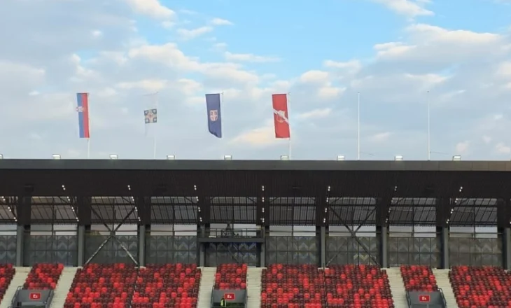 Mungesa e flamurit shqiptar në stadium, justifikohet federata serbe: E hoqëm për të evituar incidente