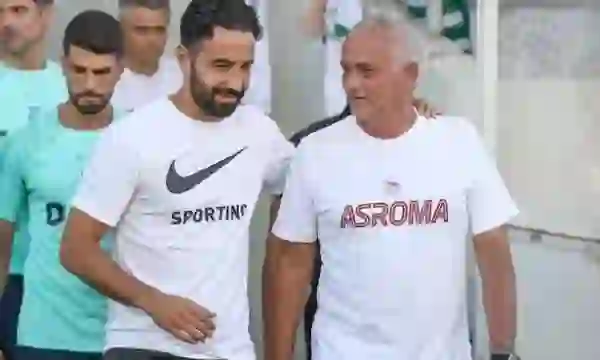 Murinjo i jep “leksione” Amorimit si të shpëtojë nga shkarkimi në krye të Mançester Junajtid