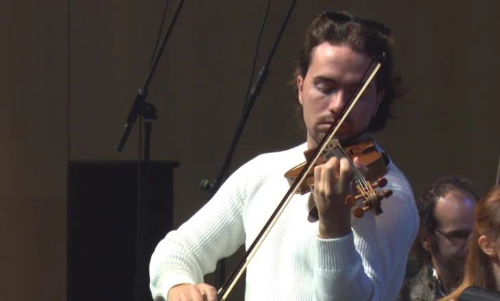 Muzika e Paganinit vjen në TKOB, violinisti i njohur Giuseppe Gibboni para publikut me “La Campanella”