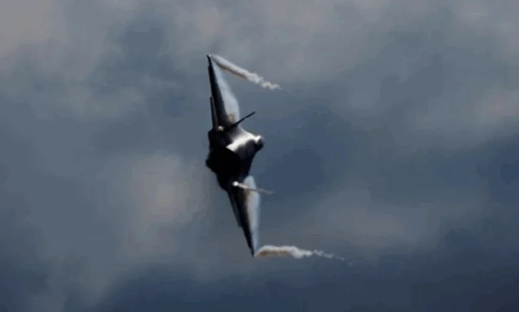 NATO fillon stërvitjet bërthamore
