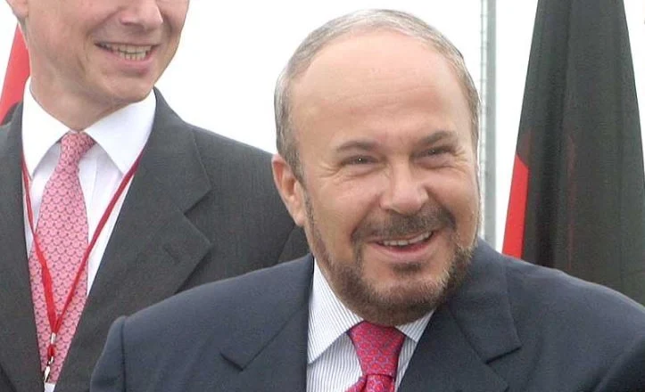 Ndahet nga jeta ish-presidenti, reagon Manja