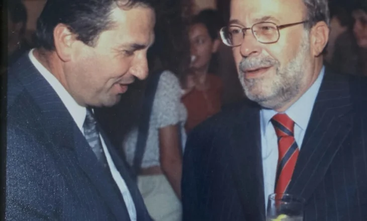 Ndarja nga jeta e ish-kryeministrit, reagon avokat Idajet Beqiri: Lamtumirë Fatos Nano, miku im i sukseseve,vuajtjeve..