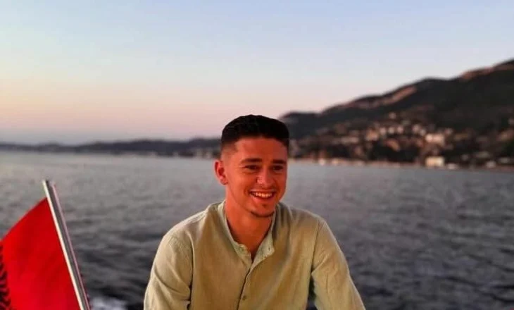 Ndërron jetë 21-vjeçari i plagosur në aksidentin rrugor Orikum–Himarë