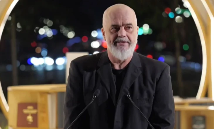 Ndeshja me Serbinë/ Rama në një takim me arkitektë: Shpresoj që t’i sillni fat kombëtares shqiptare