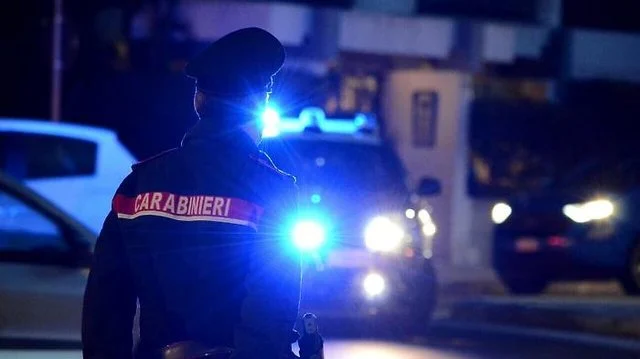 Ndjekje si në film: shqiptari ‘çan’ postbllokun, futet kundravajtje dhe rrezikon karabinierët! Ja çfarë u sekuestrua
