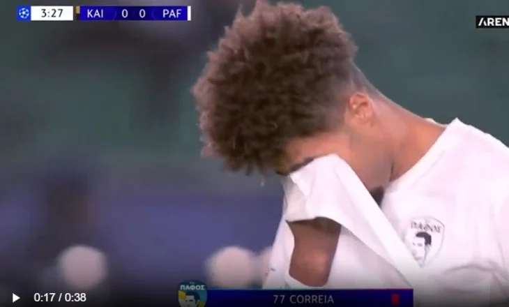 Ndodh në Champions League: Anësori brazilian ngatërron sport dhe del me karton të kuq pas 3 minutash (video)