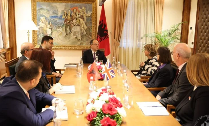 “Në mbështetje të të rinjve shqiptarë”/ Presidenti Begaj, pret përfaqësi ‘British Council’:Kualifikim përmes programeve