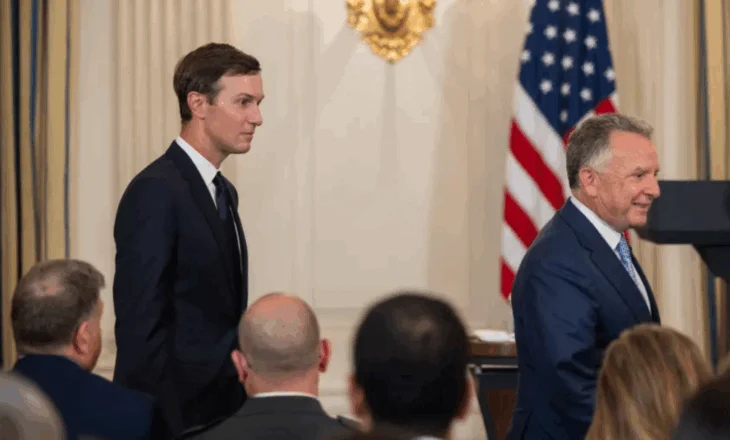 Negociatat për fundin e luftës, Jared Kushner dhe Steve Witkoff mbërrijnë në Egjipt. Sot skadon ultimatumi i Trump