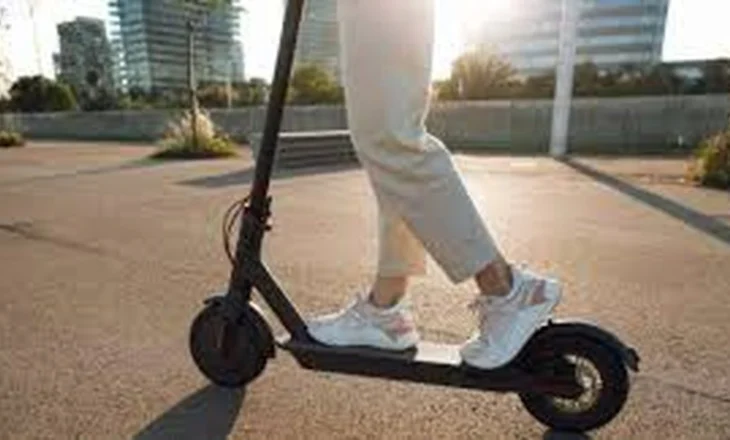 Nga sot ndalohen monopatinat elektrike!