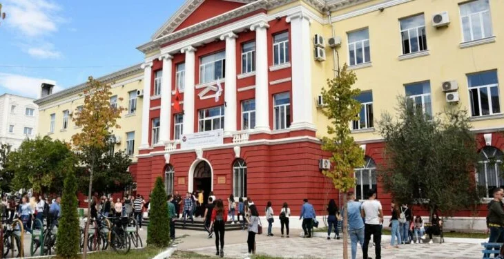 Nisin aplikimet e mbështetjes financiare për studentët ekselentë, ja afati i fundit