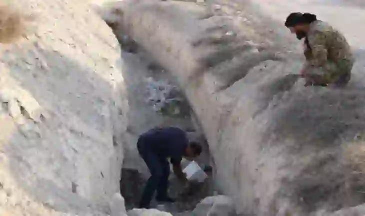 Një tjetër varr masiv zbulohet në Siri. Shumica e viktimave ishin gra dhe fëmijë