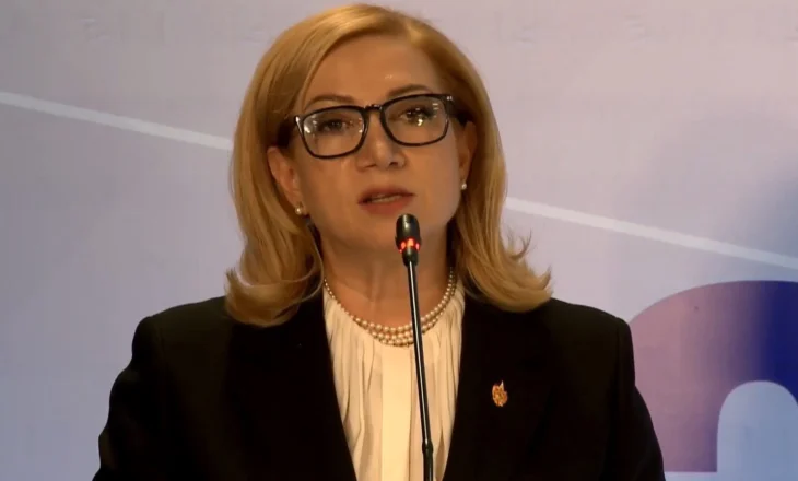 Nuk jemi pronë e politikës/ Holta Zaçaj:Vendimet tona janë përfundimtare dhe duhen zbatuar, jo sfiduar me opinione