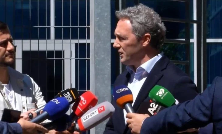 Nuk u paraqit se kishte këmbën e thyer! Dështon në GJKKO seanca për Bardh Spahinë 