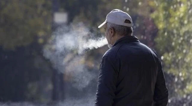 OBSH: Një në pesë të rritur ende i varur nga duhani