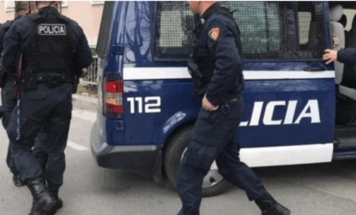 Operacion ‘blic’ në Tiranë, arrestohen 3 persona në Bulevardin “Dëshmorët e Kombit”