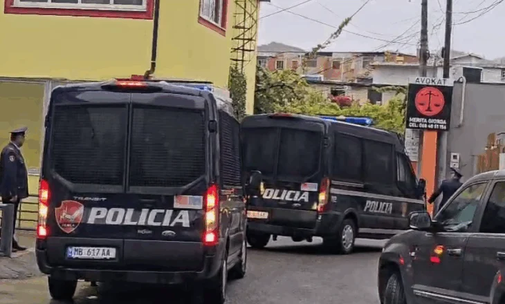 Operacioni “FAST”, Gjykata e Elbasanit cakton masat e sigurisë për 14 të ndaluarit